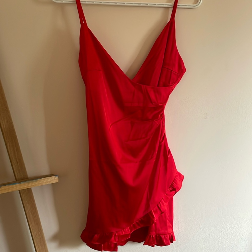 Red dress soirée